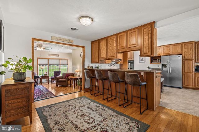 4243 HAMMONDS MILL RD, Hedgesville, WV 25427