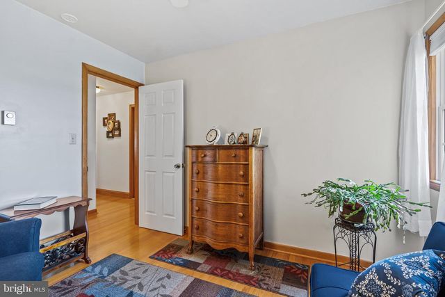 4243 HAMMONDS MILL RD, Hedgesville, WV 25427
