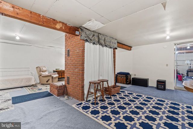 4243 HAMMONDS MILL RD, Hedgesville, WV 25427