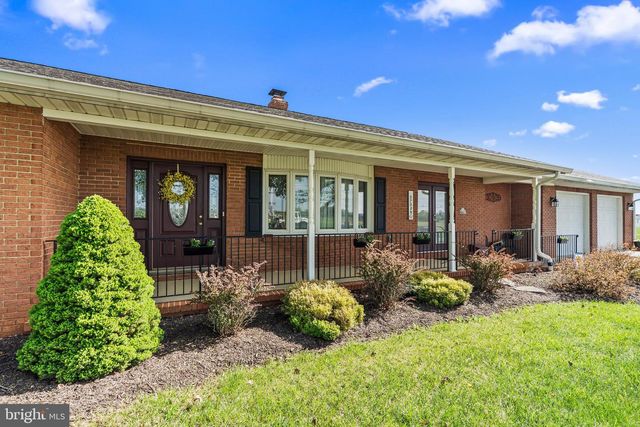 4243 HAMMONDS MILL RD, Hedgesville, WV 25427