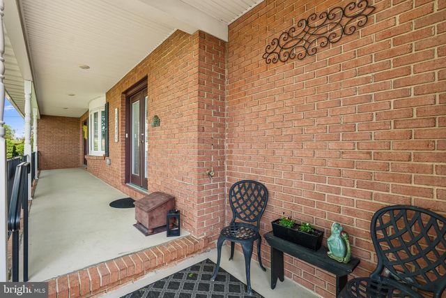 4243 HAMMONDS MILL RD, Hedgesville, WV 25427