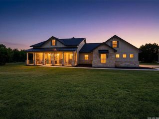 125 White Oak Trl, Boerne, TX 78006