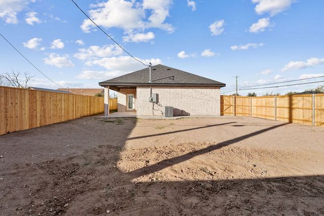 601 S Carver, Midland, TX 79701