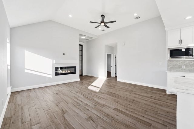 601 S Carver, Midland, TX 79701