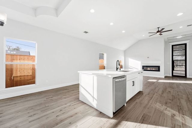 601 S Carver, Midland, TX 79701