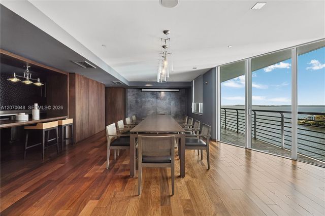 335 S Biscayne Boulevard 2609, Miami, FL 33131