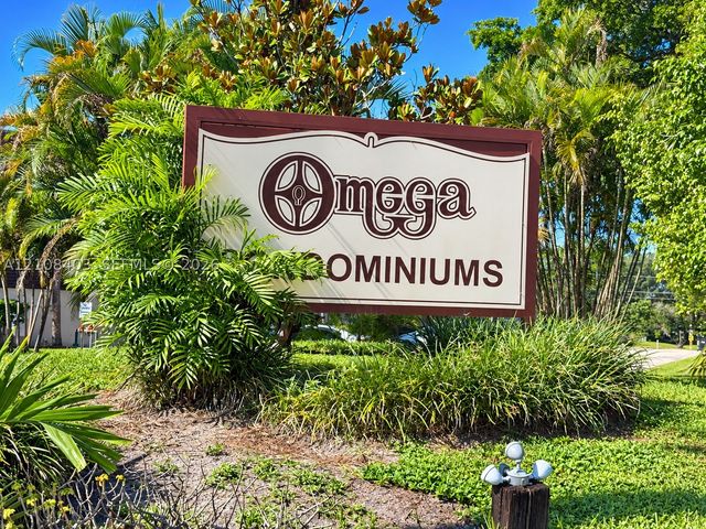 1801 NW 75th Ave 306, Plantation, FL 33313