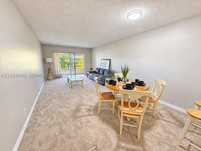 1801 NW 75th Ave 306, Plantation, FL 33313