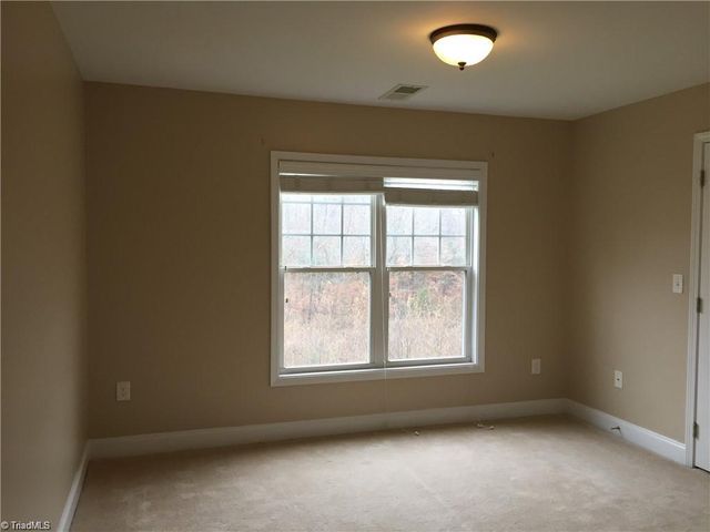 4742 Tatton Park Circle, Winston-salem, NC 27103
