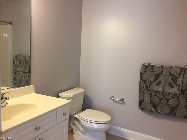 4742 Tatton Park Circle, Winston-salem, NC 27103