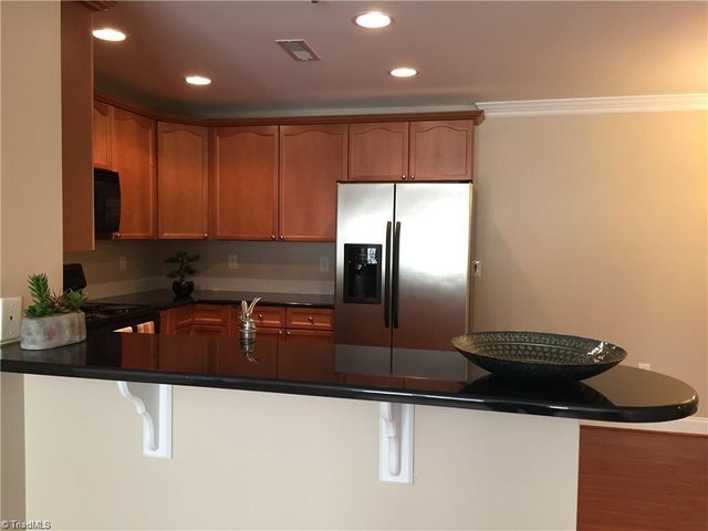 4742 Tatton Park Circle, Winston-salem, NC 27103