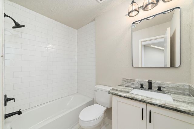 12111 Bob White Drive, Houston, TX 77035