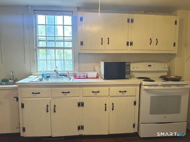110 East Main Street, Clinton, CT 06413