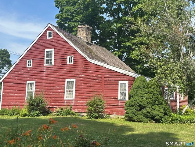 110 East Main Street, Clinton, CT 06413