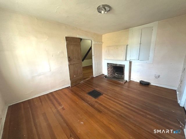 110 East Main Street, Clinton, CT 06413
