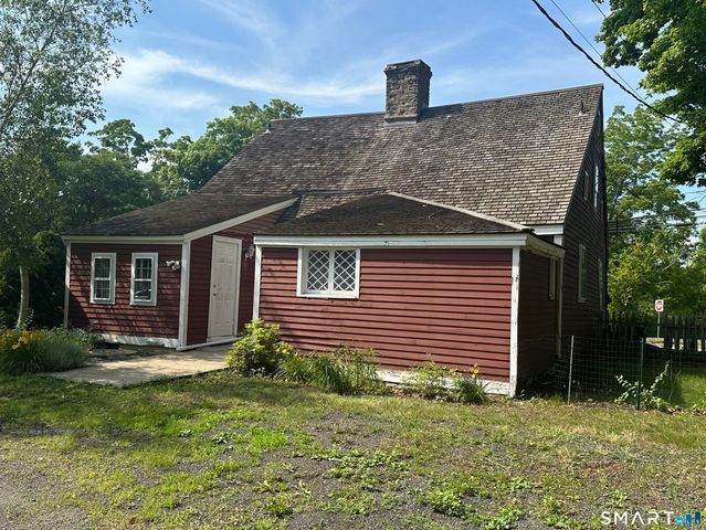 110 East Main Street, Clinton, CT 06413