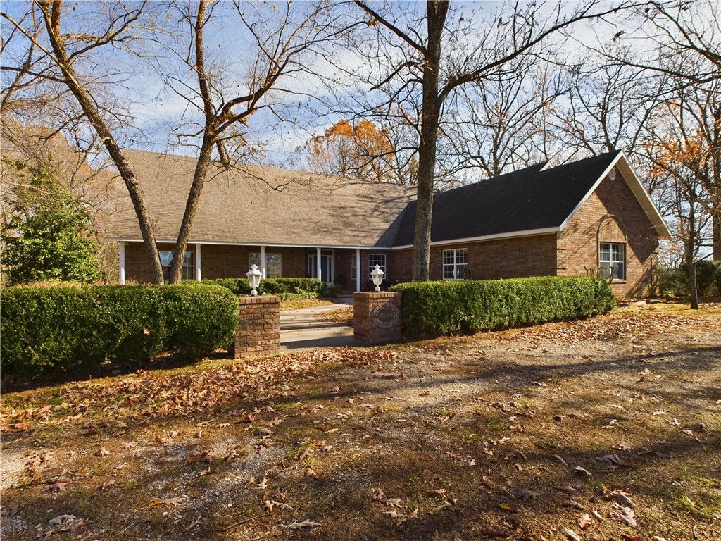 2966 Moffett Lane, Harrison, AR 72601