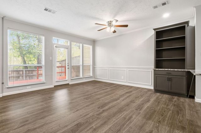 59 N Avonlea Circle, The Woodlands, TX 77382