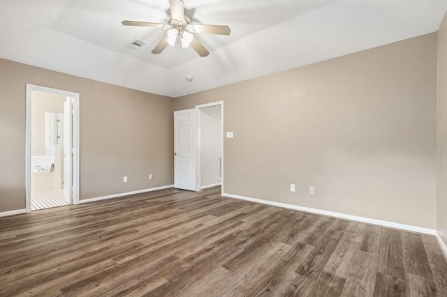 59 N Avonlea Circle, The Woodlands, TX 77382