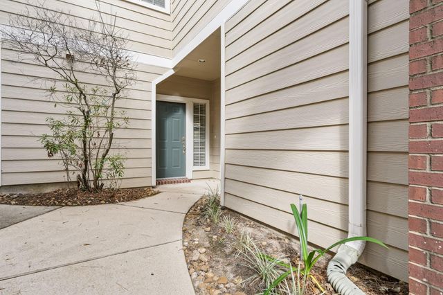 59 N Avonlea Circle, The Woodlands, TX 77382