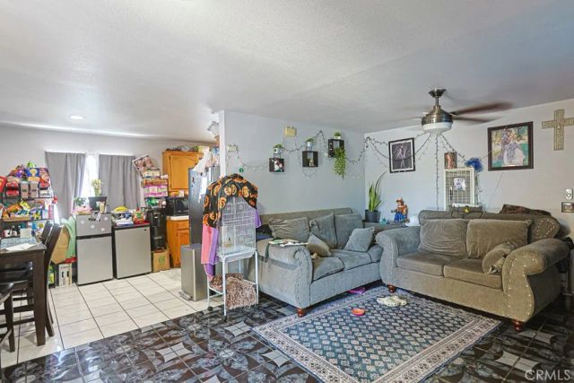 9307 Bandera, Los Angeles, CA 90002