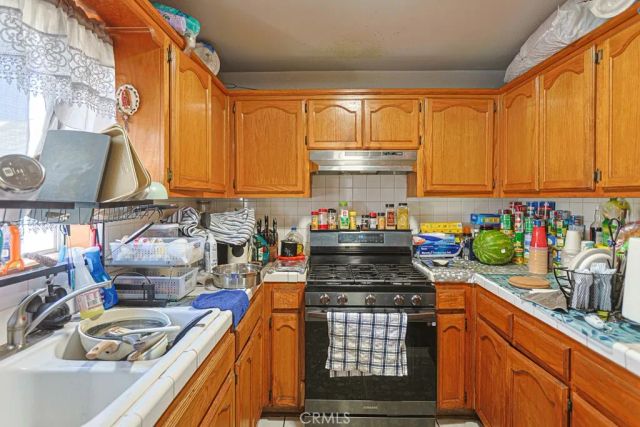 9307 Bandera, Los Angeles, CA 90002