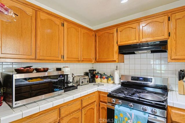 9307 Bandera, Los Angeles, CA 90002