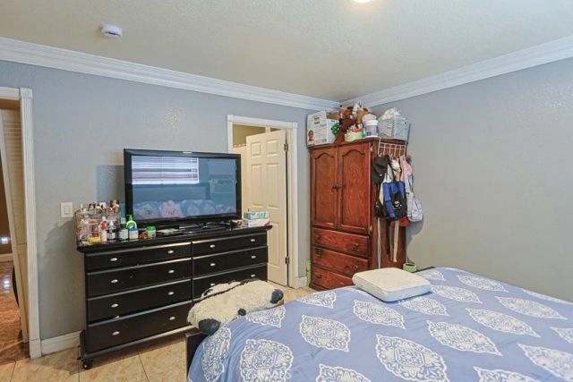 9307 Bandera, Los Angeles, CA 90002