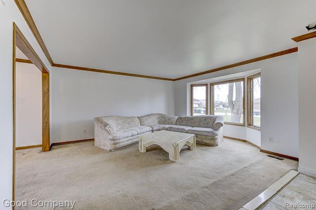 38092 Westchester Road, Sterling Heights, MI 48310