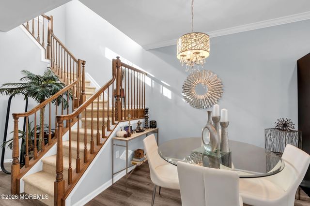 62 Santa Rosa Lane, Tinton Falls, NJ 07753