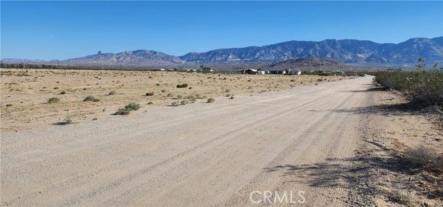 10355 Jingal, Lucerne Valley, CA 92356