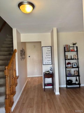 520 May Valley Drive, Fenton, MO 63026