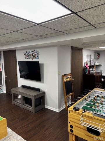 520 May Valley Drive, Fenton, MO 63026