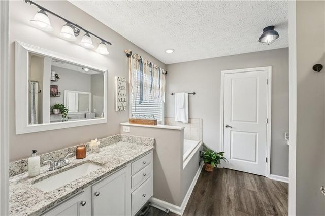 6471 Forsyth Drive, Cumming, GA 30028