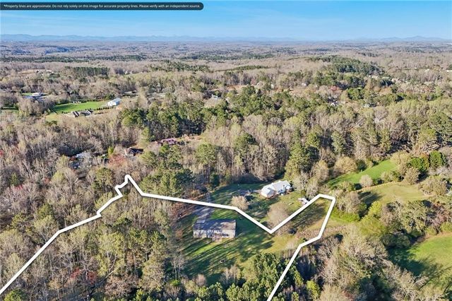 6471 Forsyth Drive, Cumming, GA 30028