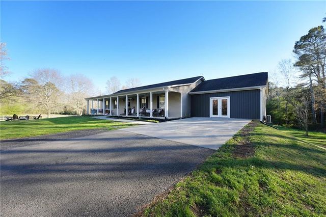 6471 Forsyth Drive, Cumming, GA 30028