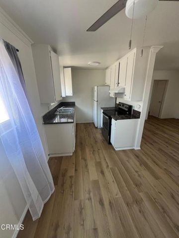 209 W Santa Barbara Street, Santa Paula, CA 93060