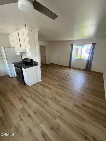 209 W Santa Barbara Street, Santa Paula, CA 93060