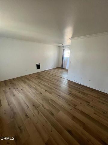 209 W Santa Barbara Street, Santa Paula, CA 93060