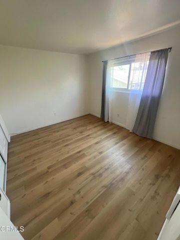 209 W Santa Barbara Street, Santa Paula, CA 93060