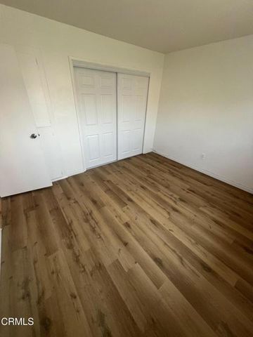 209 W Santa Barbara Street, Santa Paula, CA 93060