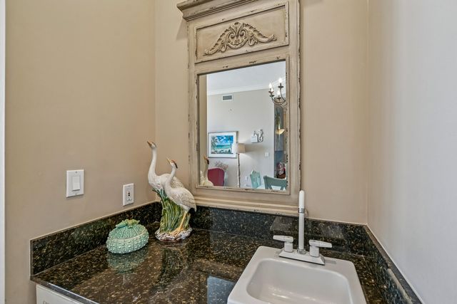 15400 Emerald Coast Parkway 202, Destin, FL 32541