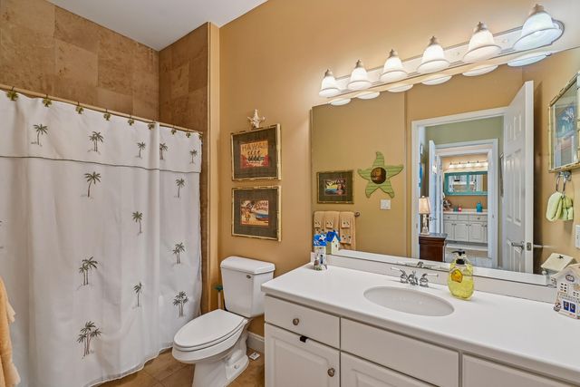 15400 Emerald Coast Parkway 202, Destin, FL 32541