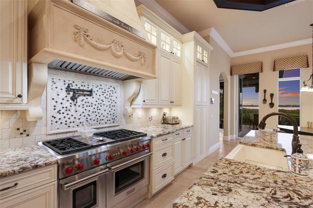 9816 2ND TERRACE NW, Bradenton, FL 34209