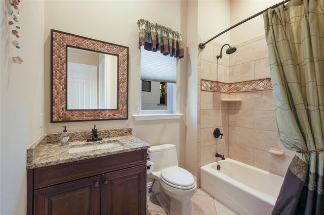 9816 2ND TERRACE NW, Bradenton, FL 34209