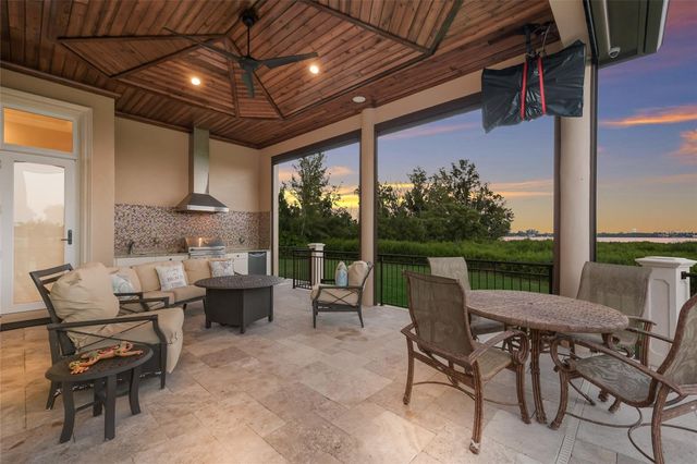 9816 2ND TERRACE NW, Bradenton, FL 34209