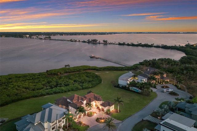 9816 2ND TERRACE NW, Bradenton, FL 34209