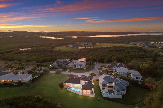 9816 2ND TERRACE NW, Bradenton, FL 34209