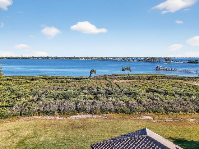 9816 2ND TERRACE NW, Bradenton, FL 34209