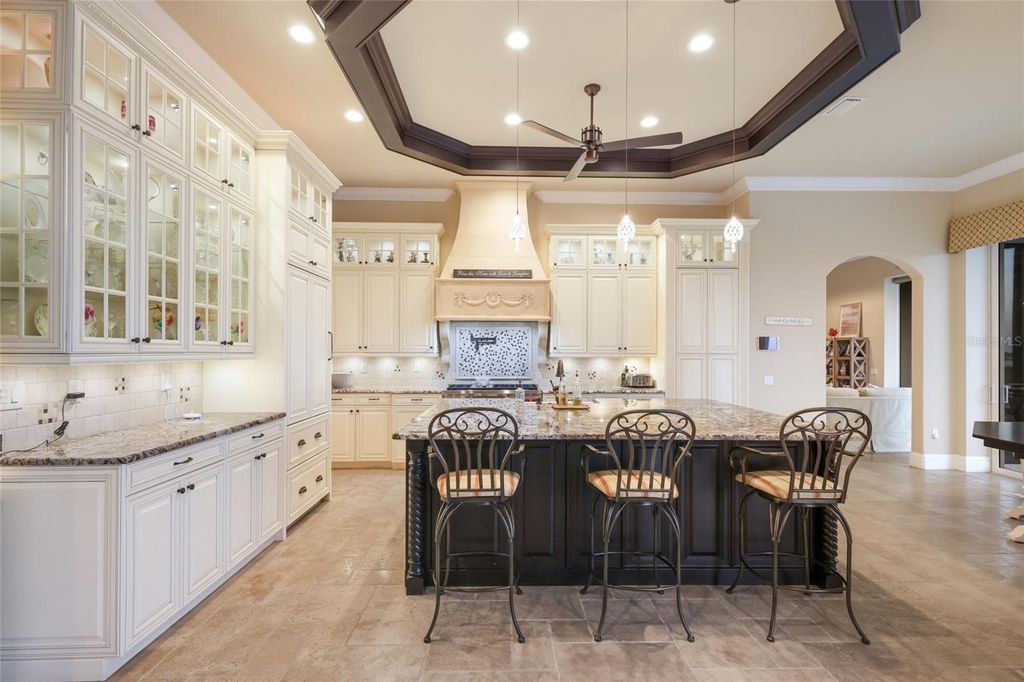 Image 20 of property listing at 9816 2ND TERRACE NW, Bradenton, FL 34209